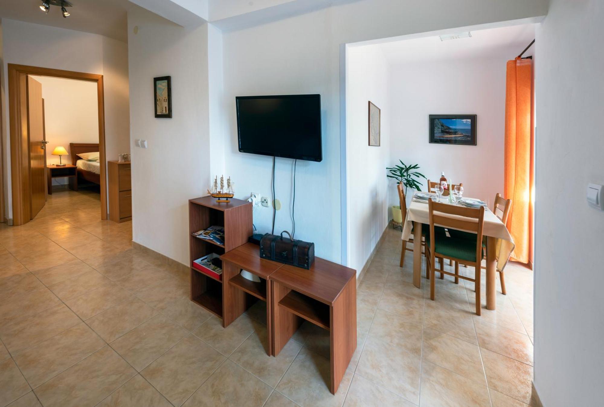 Apartment Anamaria With Seaview Petrcane Ngoại thất bức ảnh
