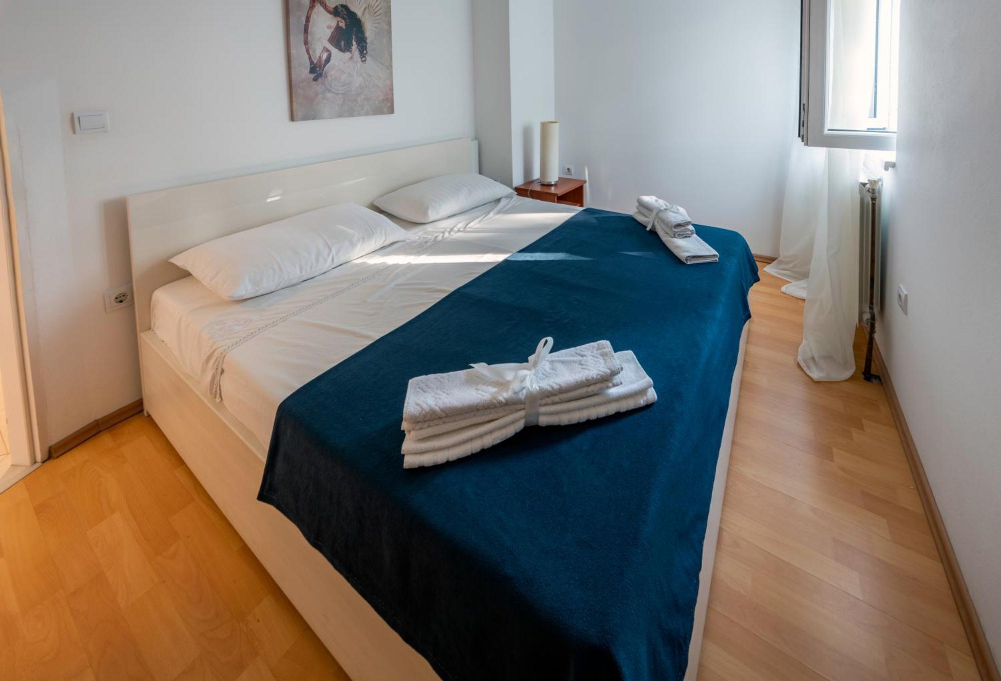 Apartment Anamaria With Seaview Petrcane Ngoại thất bức ảnh